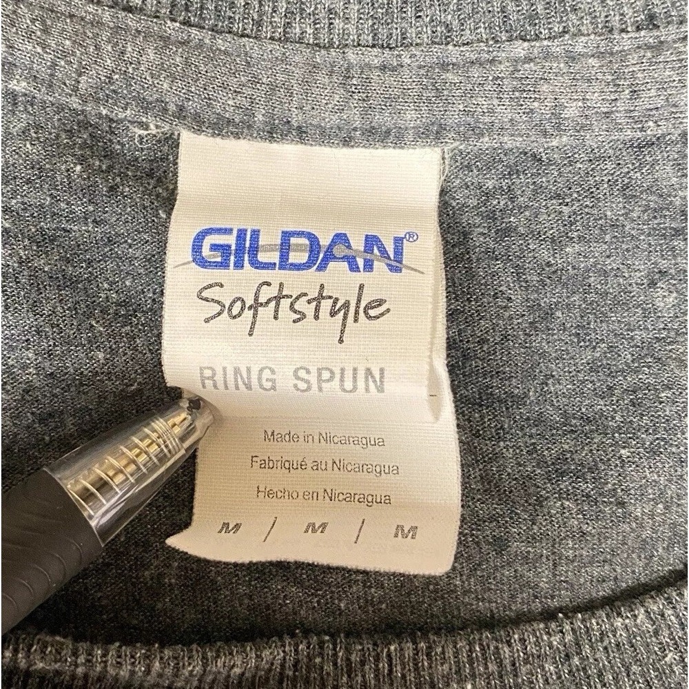 Gildan Softstyle Ring Spun T-Shirt Sz M Heather Gray Elephant Graphic Tee - Picture 6 of 7